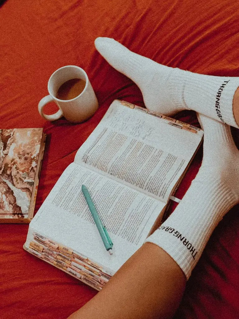 The Redeemed Walk Sock — White - Thorn & Grace